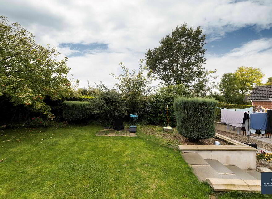 41 Forest Park, Markethill, BT60 1QS