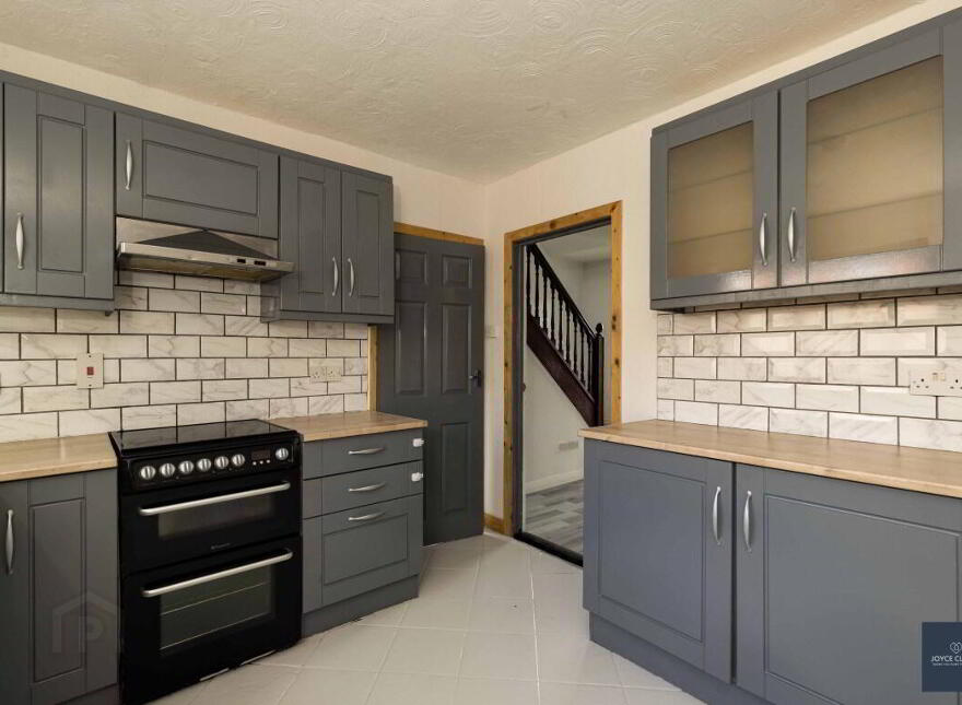 6 Granville Square, Portadown, BT63 5DT