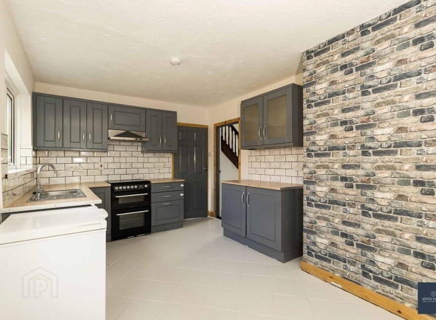 6 Granville Square, Portadown, BT63 5DT