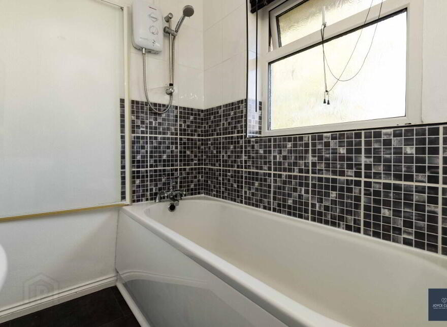 6 Granville Square, Portadown, BT63 5DT