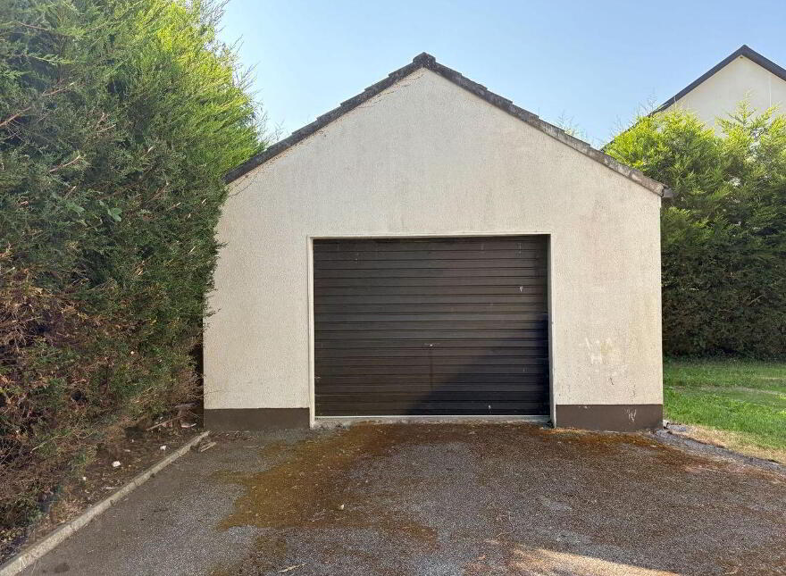 1 Silveroe Meadow, Boyle, F52EY79