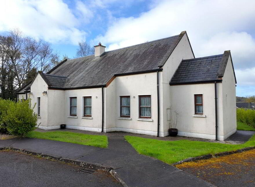 4 Port Alainn, Knockvicar, F52DX31
