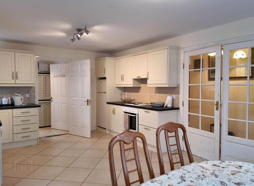 4 Port Alainn, Knockvicar, F52DX31