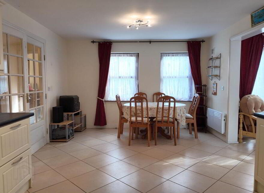 4 Port Alainn, Knockvicar, F52DX31