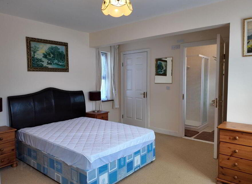 4 Port Alainn, Knockvicar, F52DX31