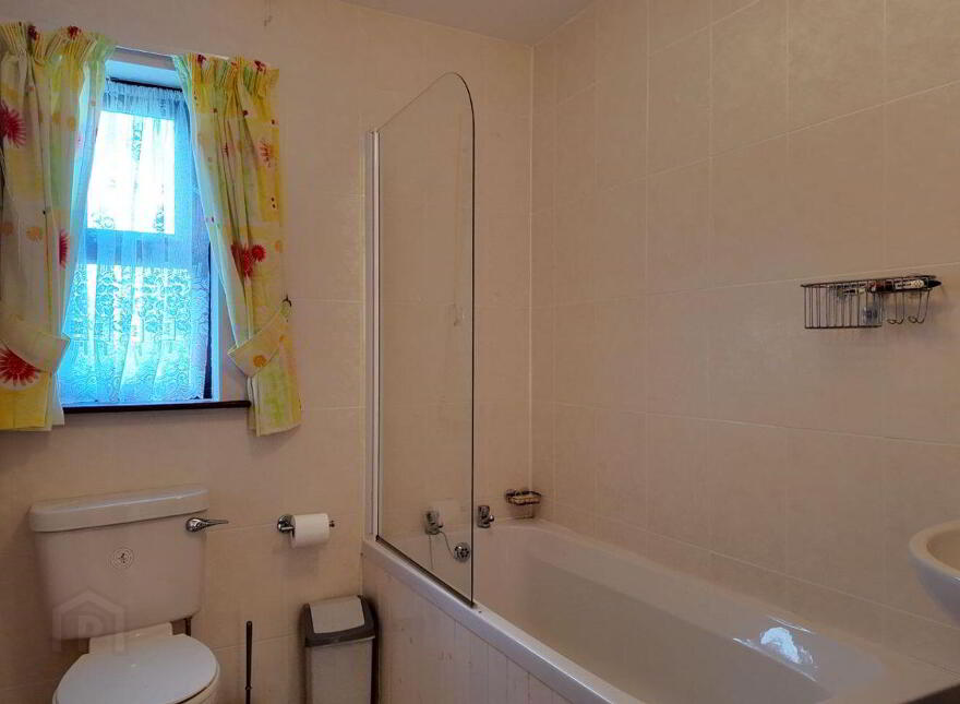 4 Port Alainn, Knockvicar, F52DX31