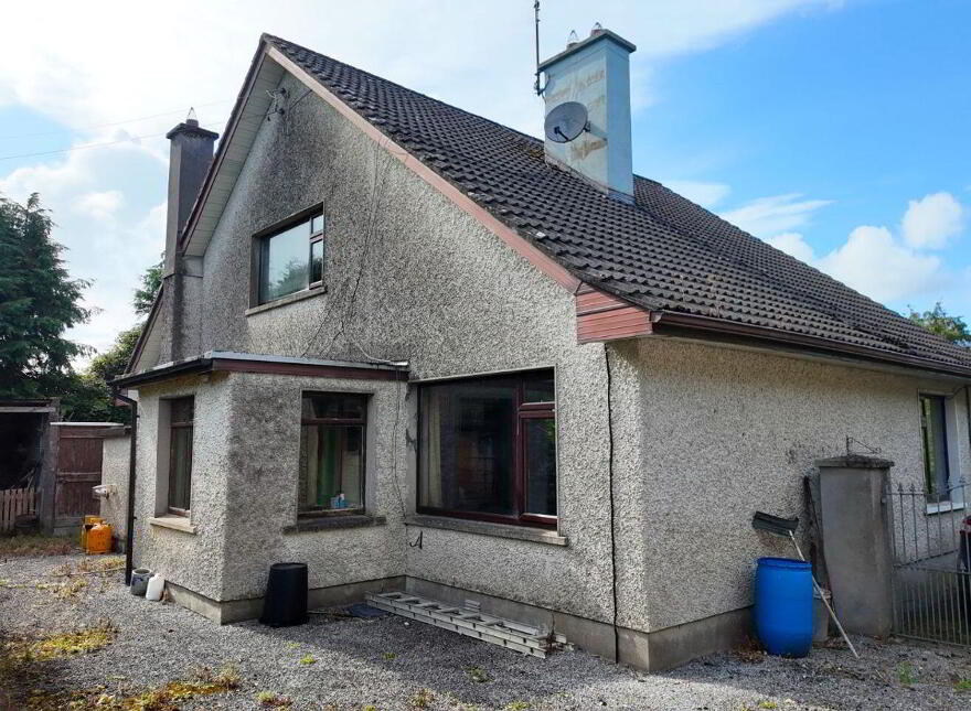 Ballylugnagon, Boyle, F52NW56