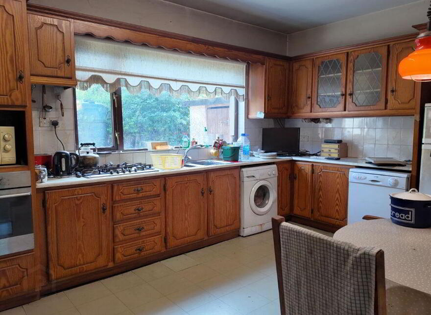 Ballylugnagon, Boyle, F52NW56