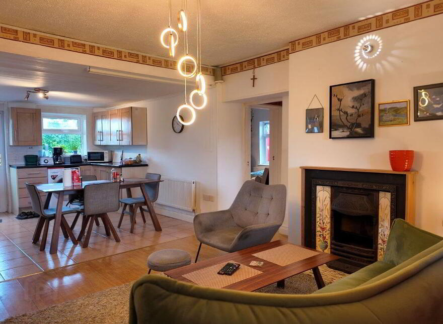 Moores Cottage, The Demesne, Frenchpark, F45HH27