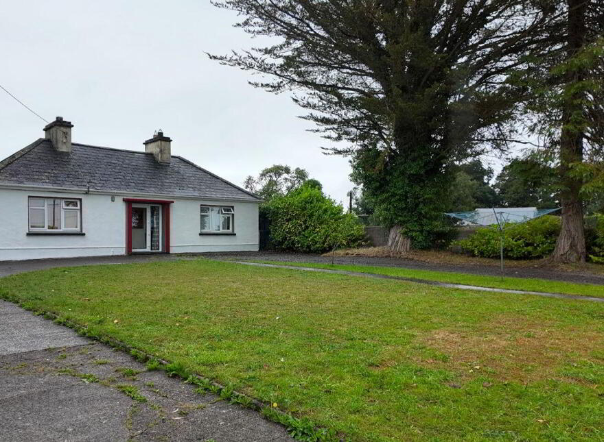 Moores Cottage, The Demesne, Frenchpark, F45HH27