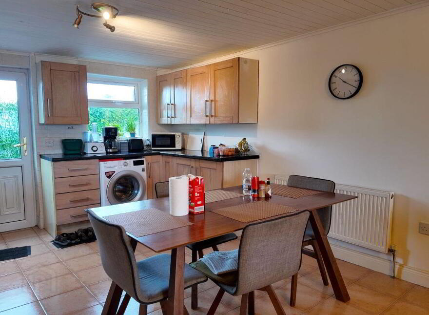 Moores Cottage, The Demesne, Frenchpark, F45HH27