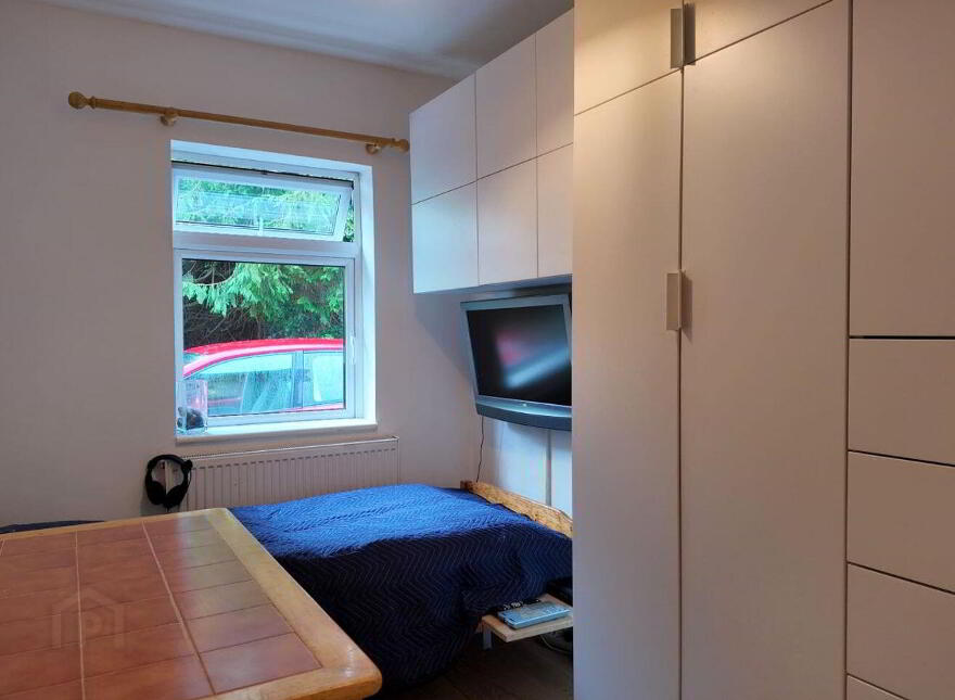 Moores Cottage, The Demesne, Frenchpark, F45HH27