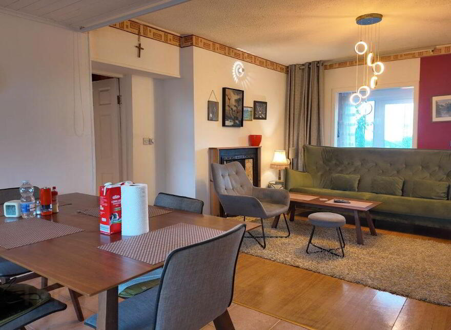 Moores Cottage, The Demesne, Frenchpark, F45HH27