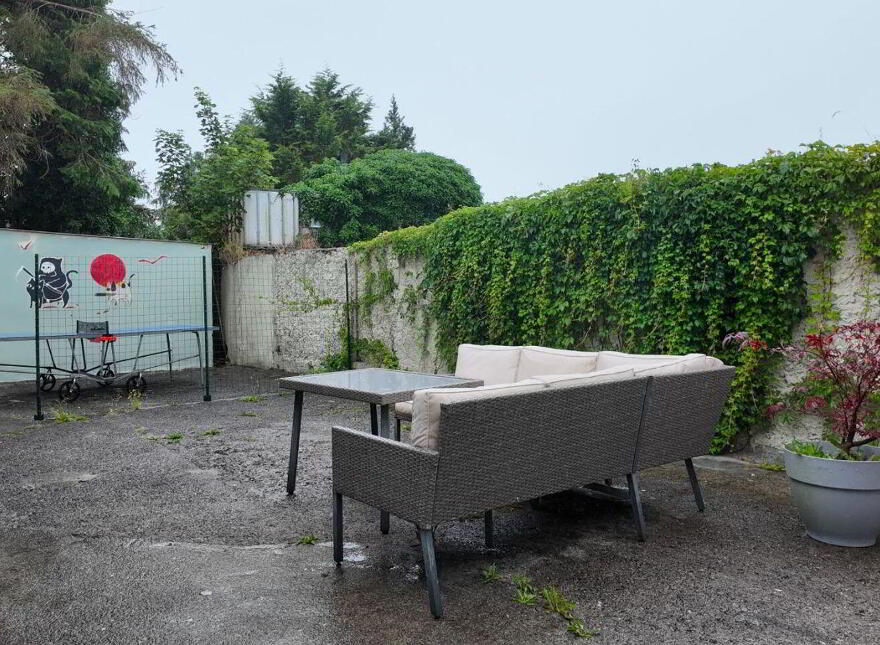 Moores Cottage, The Demesne, Frenchpark, F45HH27