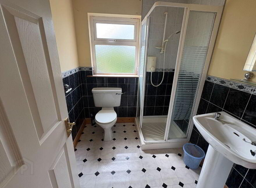 5 Abbey Court, Frenchpark, F45Y398