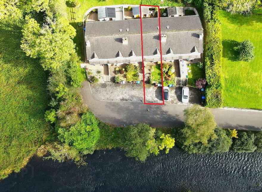 3 Riverside, Abbeytown, Boyle, F52EW44