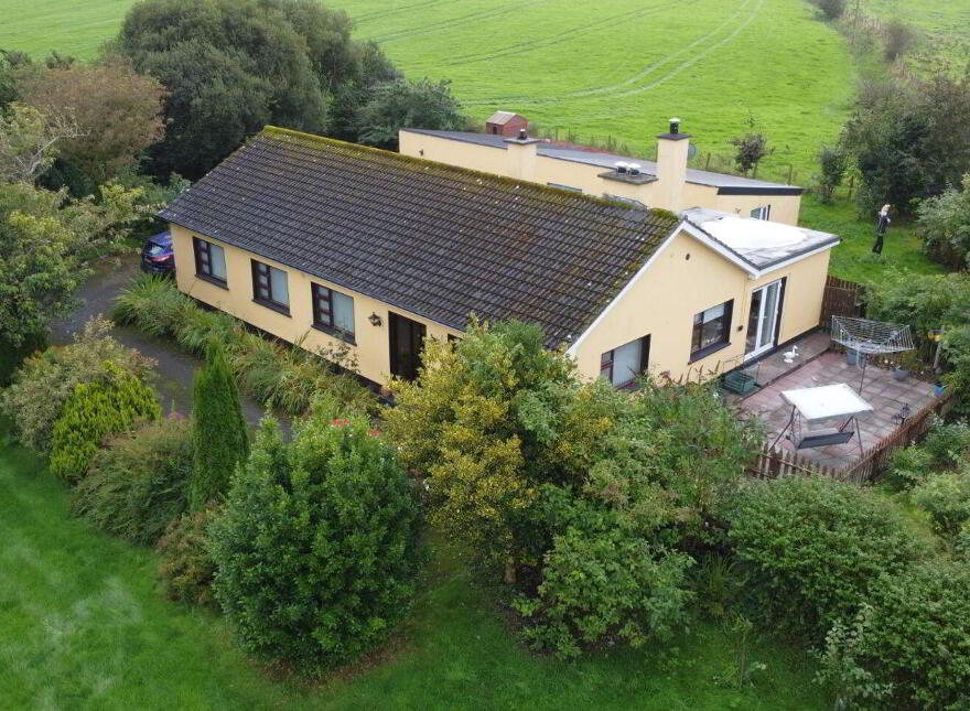 Carrigans Lower, Ballymote, F56W296