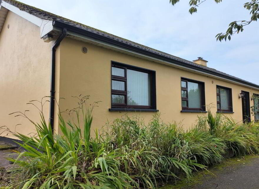 Carrigans Lower, Ballymote, F56W296