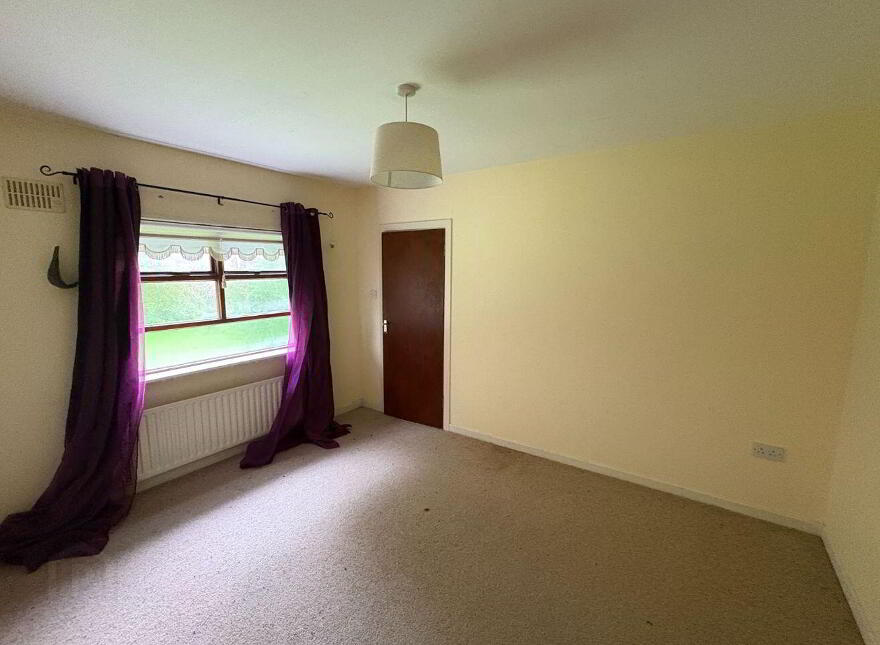 Woodenbridge Road, Deerpark, Boyle, F52P998