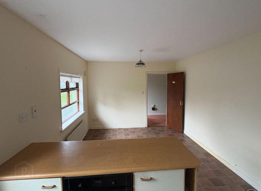 Woodenbridge Road, Deerpark, Boyle, F52P998