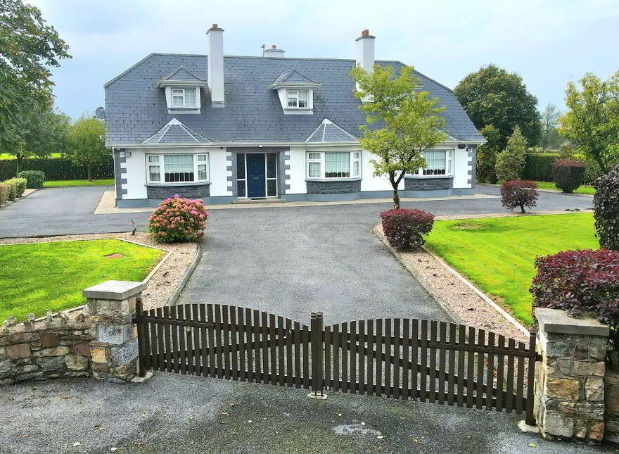 Cloonshanville, Frenchpark, F45RX92