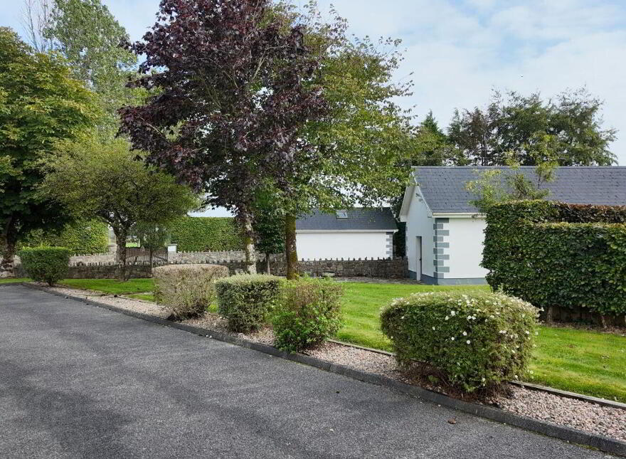 Cloonshanville, Frenchpark, F45RX92