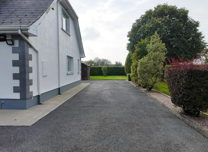 Cloonshanville, Frenchpark, F45RX92