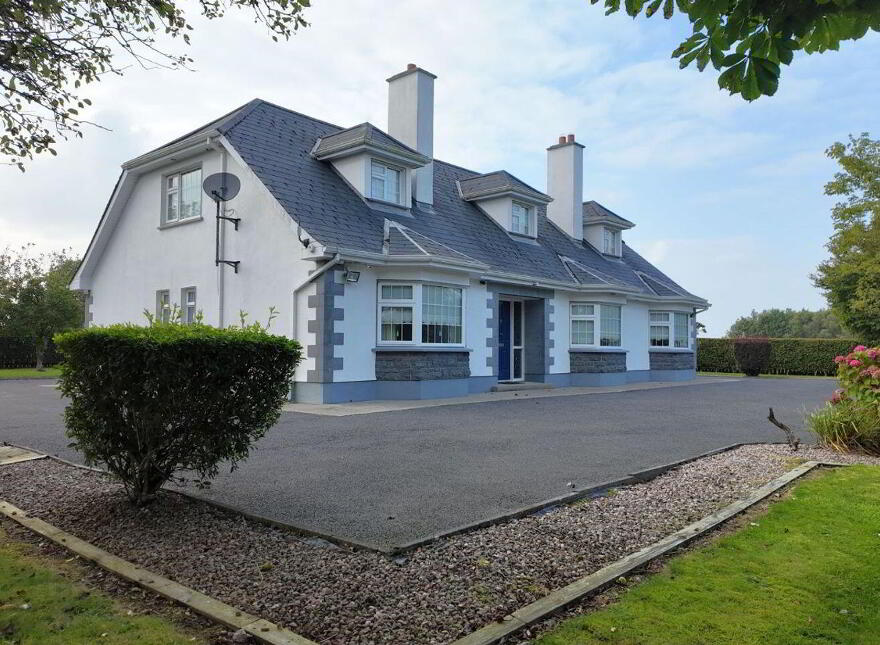 Cloonshanville, Frenchpark, F45RX92