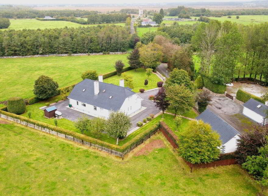 Cloonshanville, Frenchpark, F45RX92