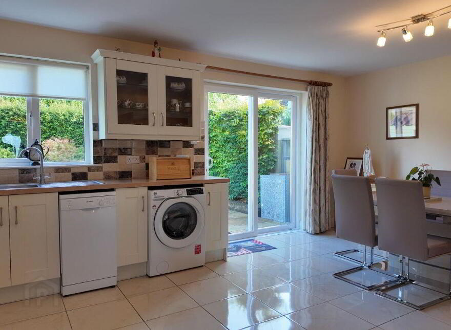 11 Sycamore Crescent, Boyle, F52E822