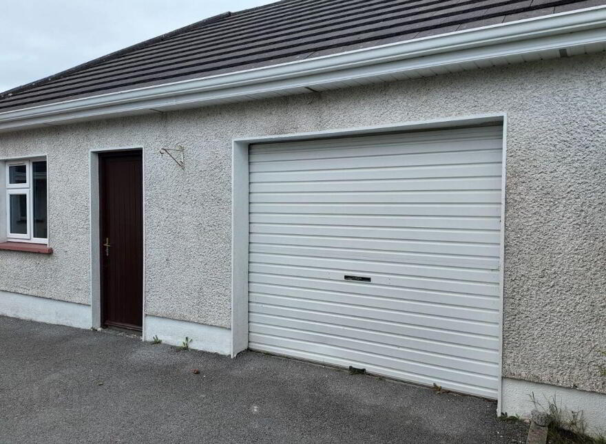 Cruby Hill, Roscommon Town, F42VC55