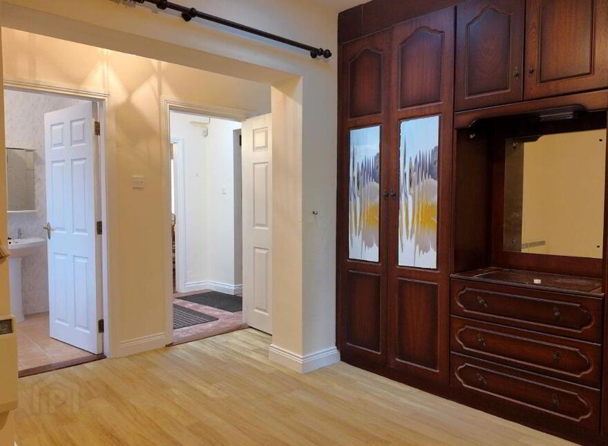 Cruby Hill, Roscommon Town, F42VC55