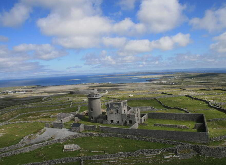 Old Lighthouse, Inis Mór, Aran Islands