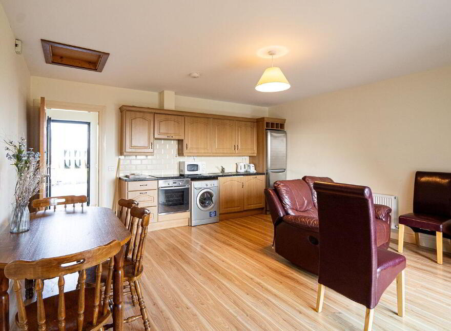 Baile Eamon, Spiddal, H91WA2P
