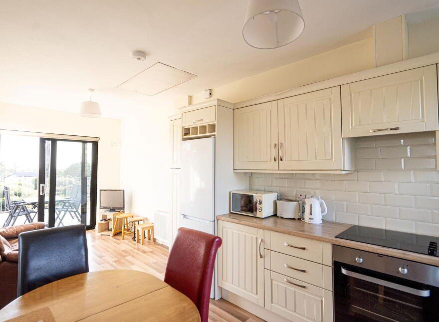 Baile Eamon, Spiddal, H91WA2P