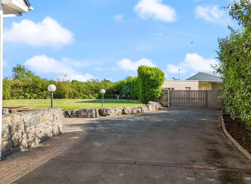 Ballynabucky, Kilcolgan, H91W3YA