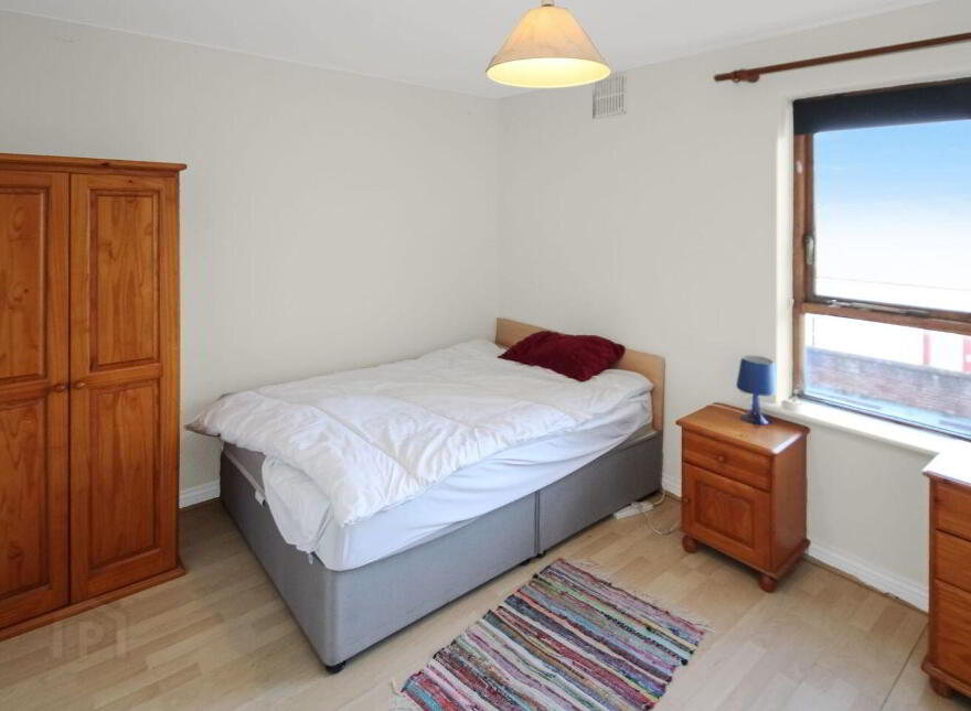 Town House, 1 Bridgewater Court, Galway City Centre, H91W825