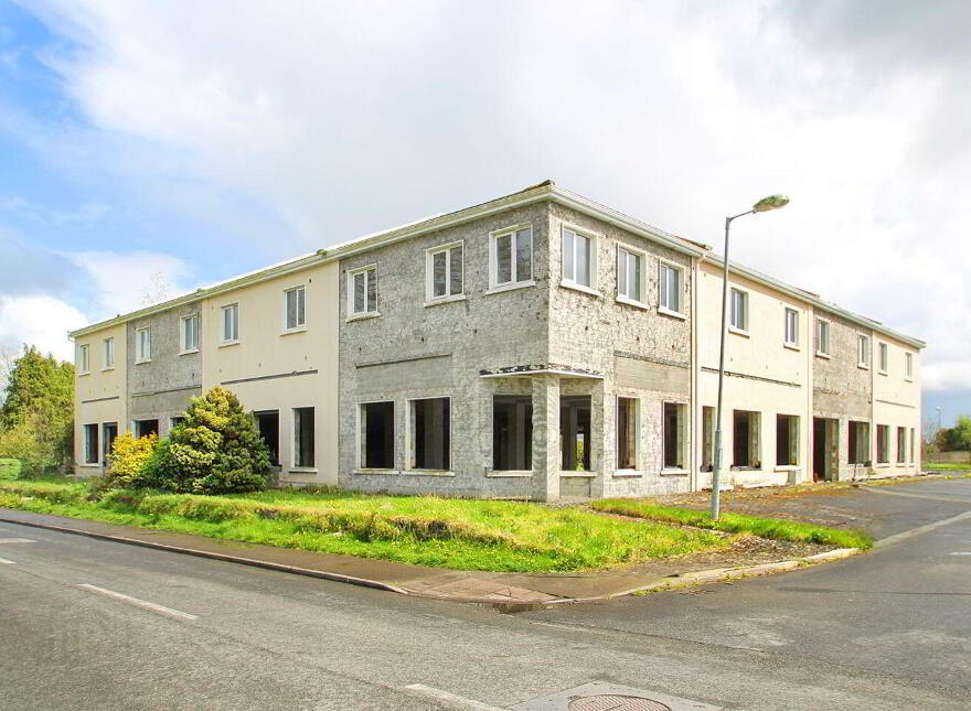 Mixed Use Development At Clós An Iarla, Dominic Street, Portumna