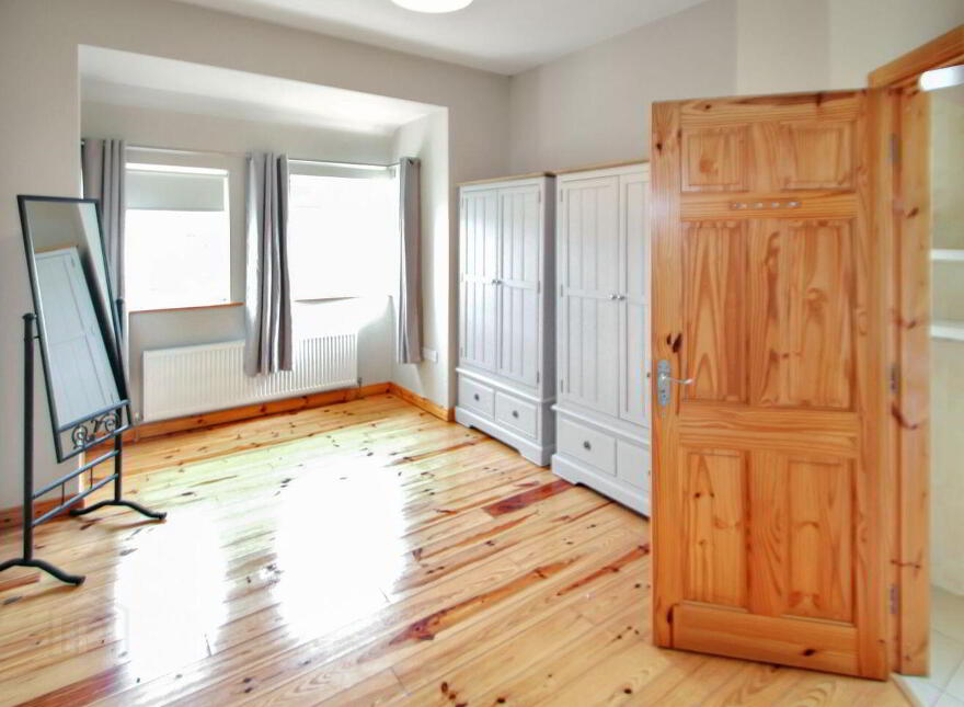 44 Bealach Na Gaoithe, Tuam, H54TN28