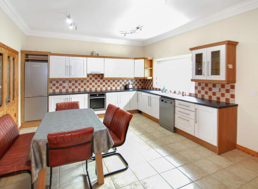 44 Bealach Na Gaoithe, Tuam, H54TN28