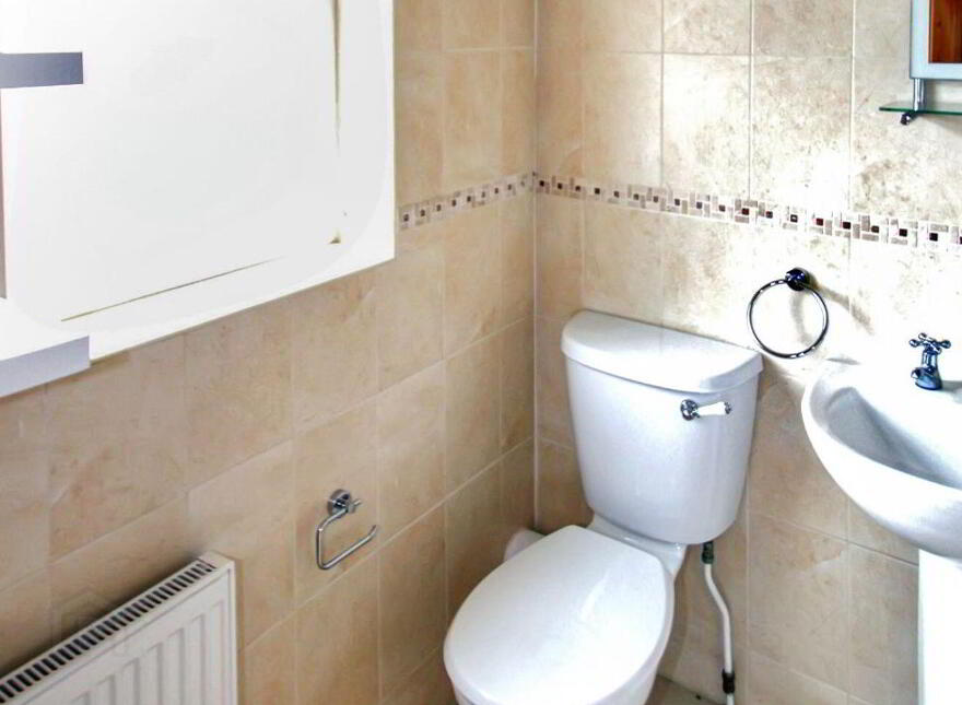 44 Bealach Na Gaoithe, Tuam, H54TN28