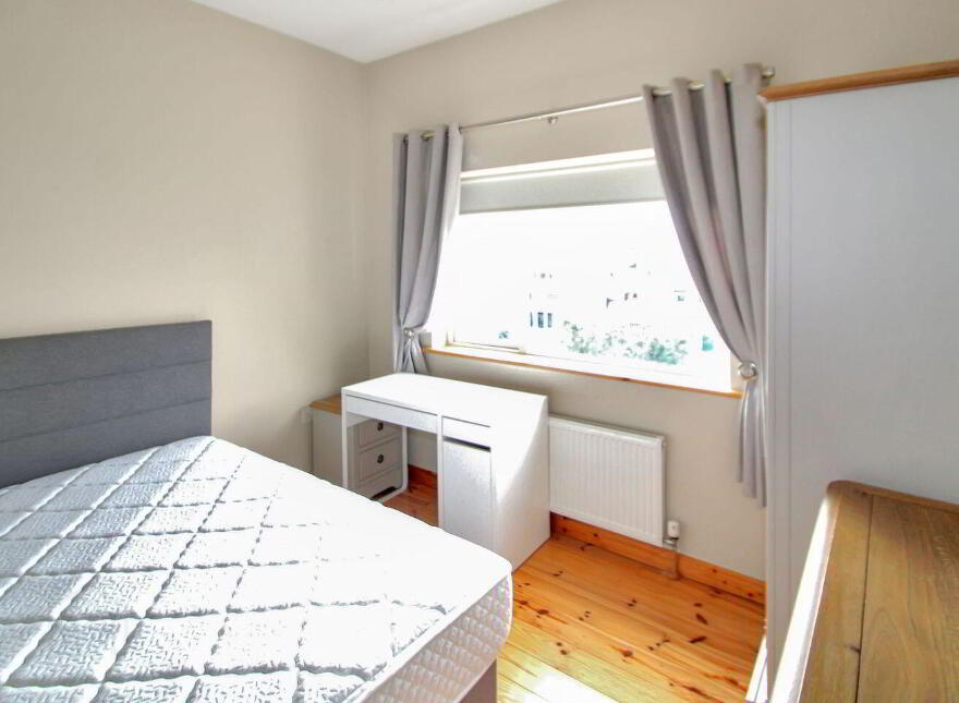 44 Bealach Na Gaoithe, Tuam, H54TN28