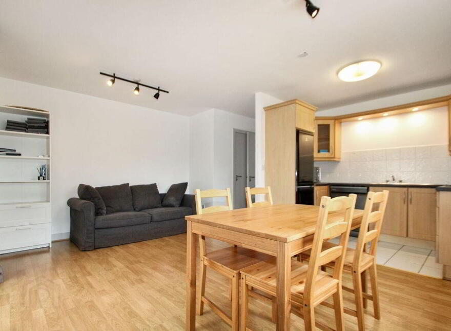 101 Sailin, Wellpark, H91HNE5