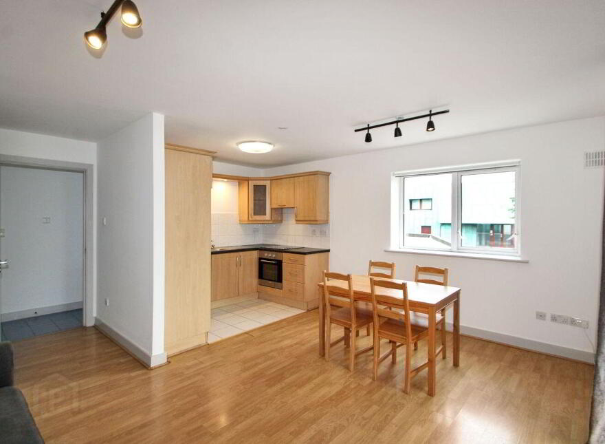 101 Sailin, Wellpark, H91HNE5
