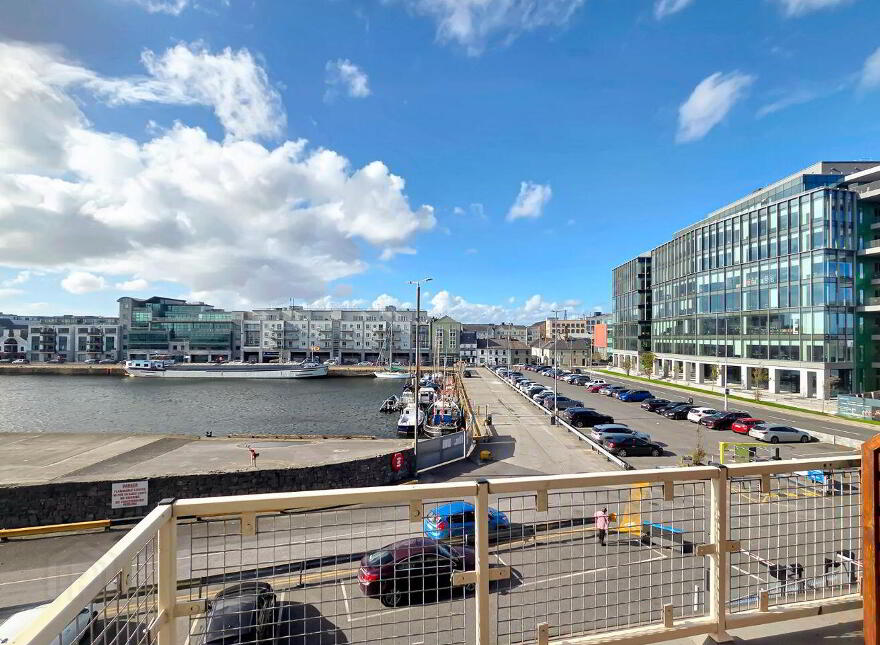 Apt 8, Cé Na Mara, Galway City Centre, H91W201