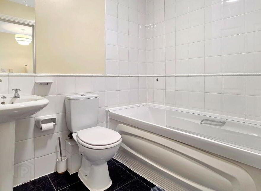 Apt 8, Cé Na Mara, Galway City Centre, H91W201