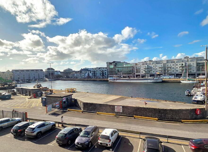 Apt 8, Cé Na Mara, Galway City Centre, H91W201