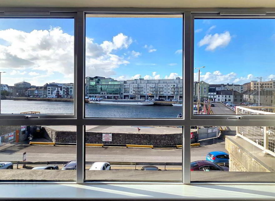 Apt 8, Cé Na Mara, Galway City Centre, H91W201