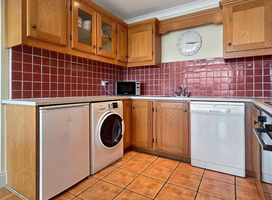 Apt 8, Cé Na Mara, Galway City Centre, H91W201