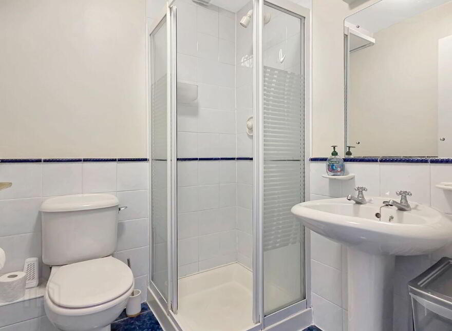 Apt 8, Cé Na Mara, Galway City Centre, H91W201